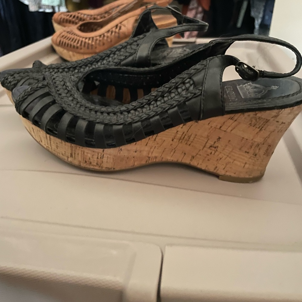 Gently used, black, Sandel wedges, 7.5M